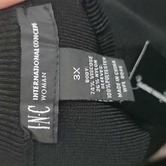 NWT INC Black Bishop Long Sleeve Crew Neck Triple Cutout Sweater 3X - Picture 5 of 6